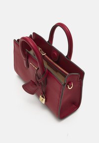 MICHAEL Michael Kors SCARLETT XBODY - Borsa a mano - deep red