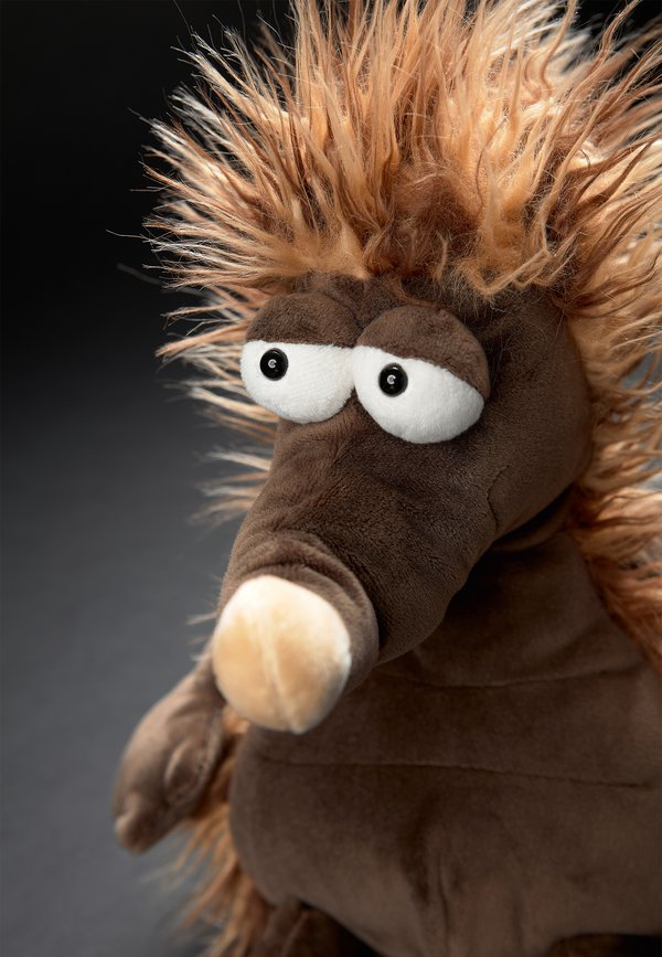 RADICAL RADISH BEASTSTOWN – Kuscheltier – braun