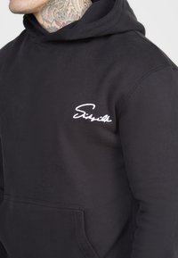 SIKSILK SCRIPT EMBROIDERY  - Luvtröja - black