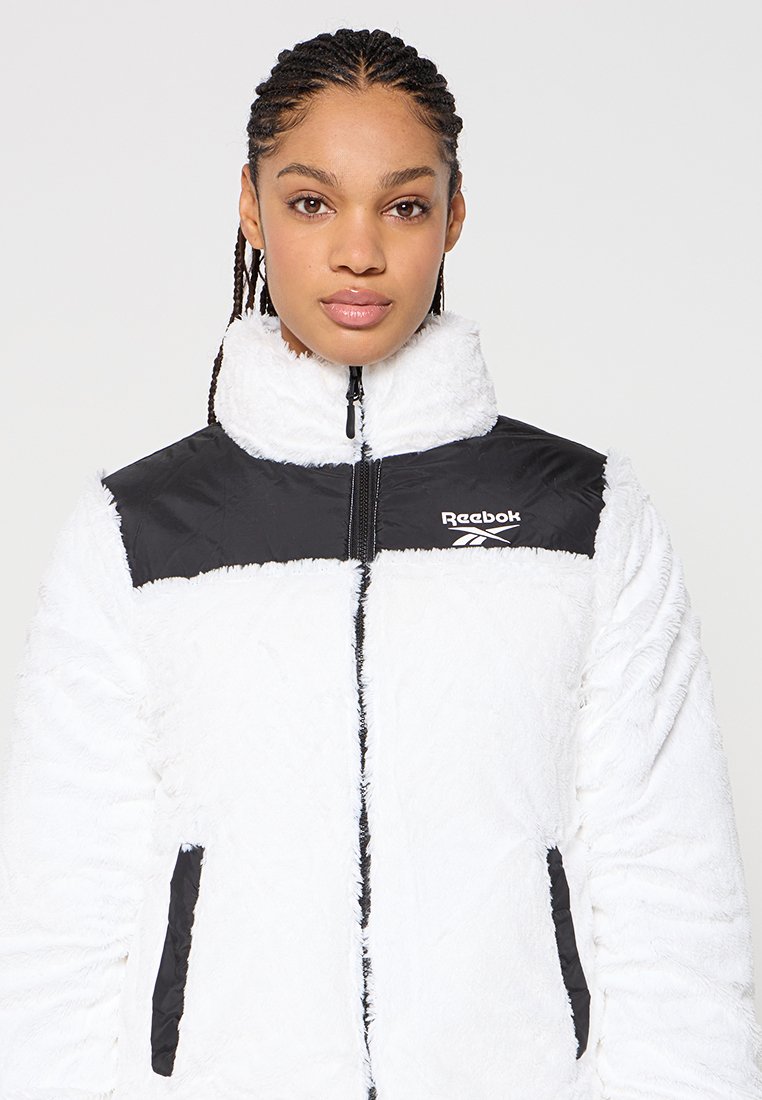 REVERSIBLE PUFFER