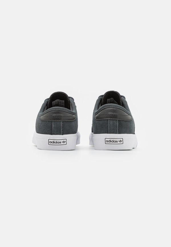 SEELEY UNISEX - Trainers4