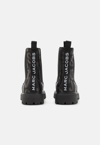Marc Jacobs BOOTS Stiefelette black/schwarz Zalando