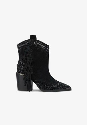 Alma en Pena Botines camperos - black