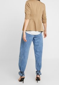 mbyM Blazer - beige