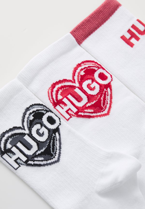 VALENTINE 3 PACK - Socks3