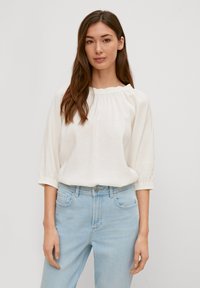 comma casual identity Bluzka
