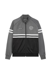 Giacca track grigia e nera, con zip frontale, due tasche, strisce bianche sulle maniche e un logo circolare sul petto.