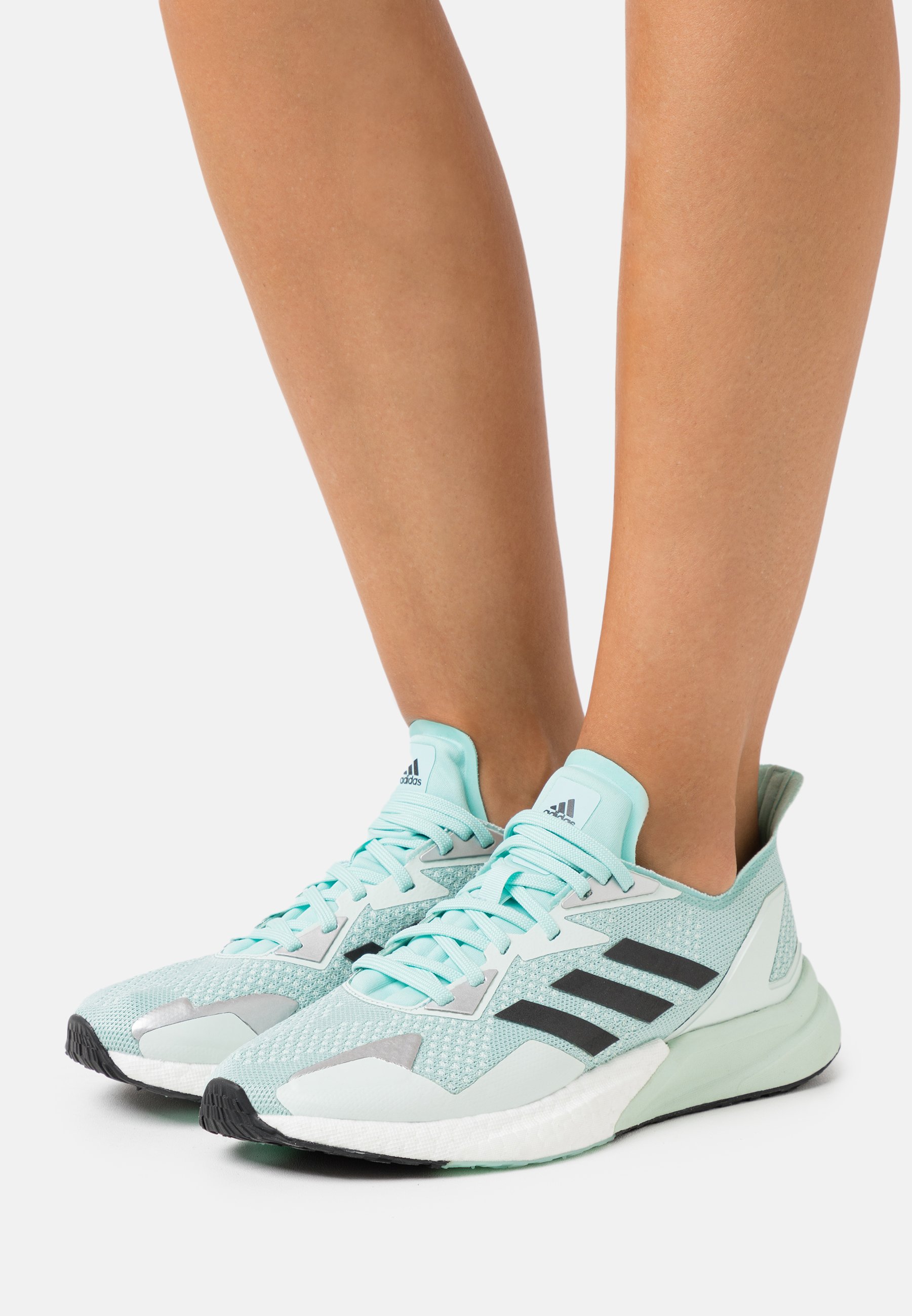 Women's shoes adidas X9000L3