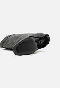 ALOHAS EVITA - Botas - black