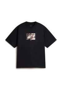 Thumbnail Image 3