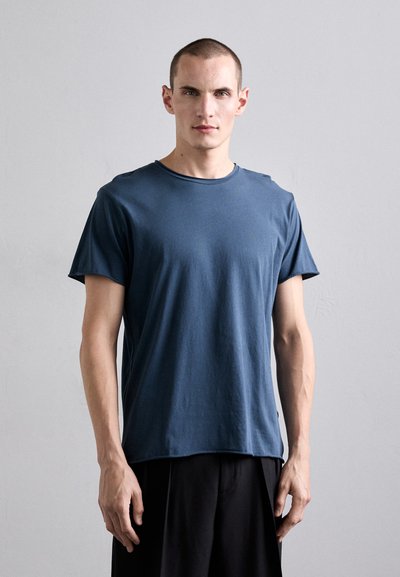 Filippa K ROLL NECK TEE - Tricou basic - dawn blue