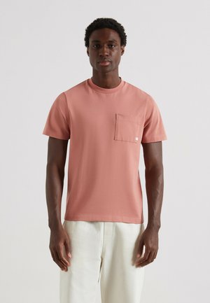 - T-shirt basic