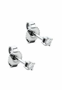 Hõbedased stud-kõrvarõngad, millel on prong-seade ja läbipaistev kalliskivi, ümmargune kuju, sile viimistlus ning laineline postitugi.