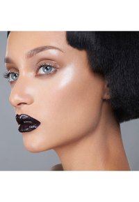 Danessa Myricks Beauty COLORFIX MATTES - Øyenskygge - blackout