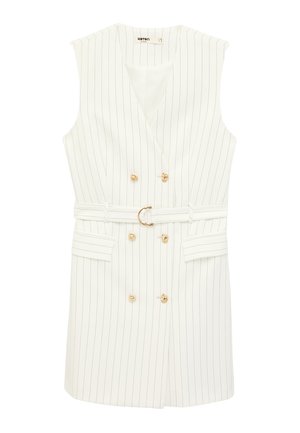 Ærmeløs hvid kjole med tynde striber, dobbeltradede guldknapper og matchende bælte med guldlås.