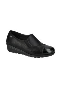 Scarpe nere slip-on con tomaia testurizzata e punta lucida. Presentano un tacco basso a zeppa e dettagli elasticizzati per una vestibilità comoda.