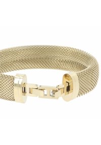 Bracciale in maglia color oro con chiusura liscia, caratterizzato da una trama intrecciata e un design regolabile per una vestibilità sicura.