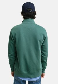 GANT REG SHIELD - Sweatjacke - green
