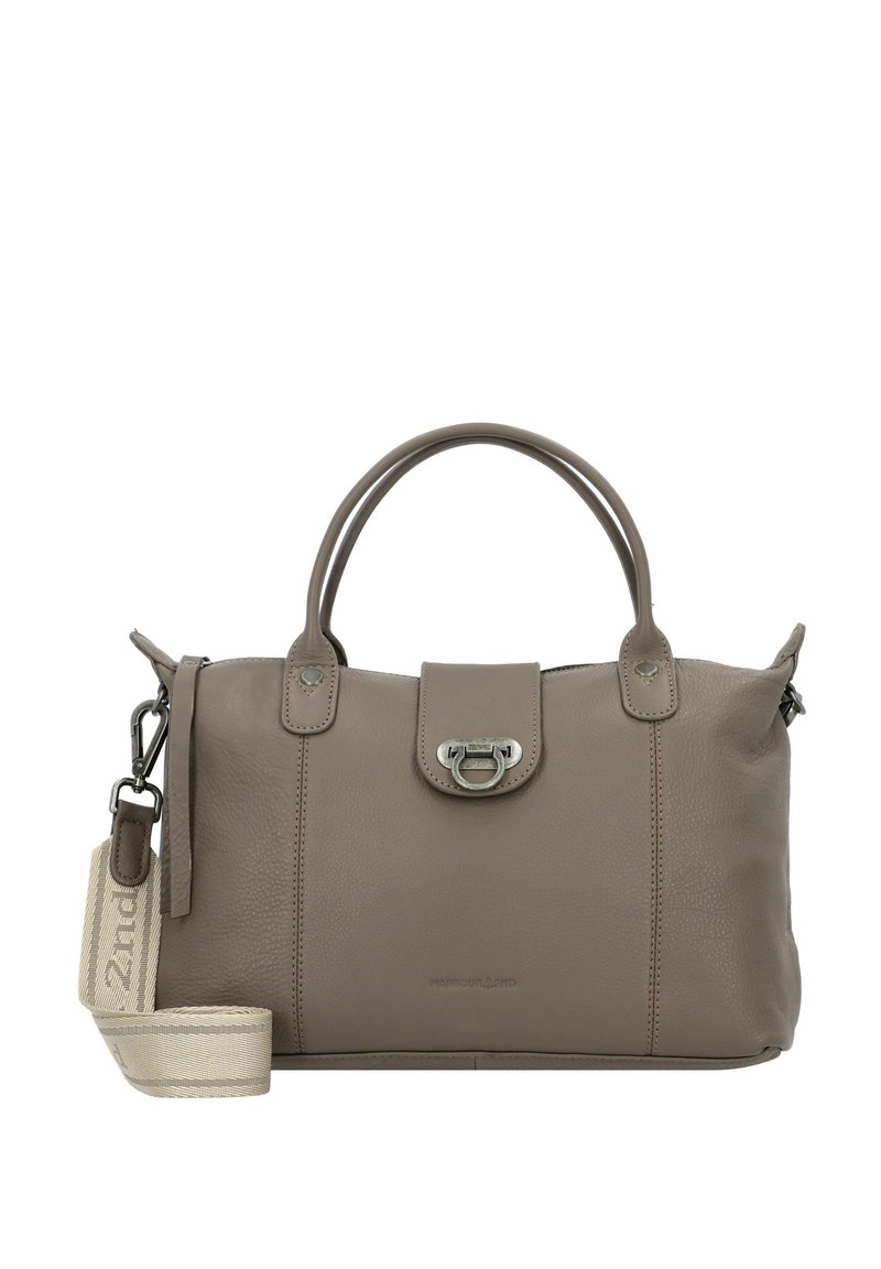 Borsa in pelle di un grigio chiaro con doppi manici e tracolla regolabile. Presenta una chiusura a patta e una finitura leggermente testurizzata.