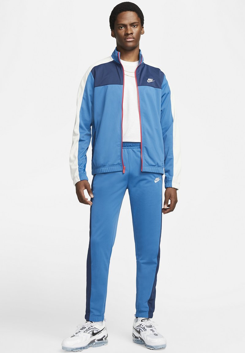 Nike Sportswear M NSW SPE PK TRK SUIT - Tracksuit - dark marina blue ...