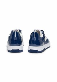 HUGO KILIAN TENN - Trainers - open blue