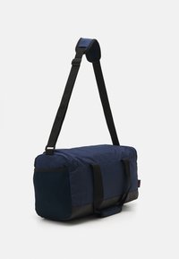 Reebok BERLIN SPORT BAG UNISEX - Sporta soma - blue