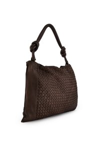 Brązowa pleciona torba na ramię z skóry z supełkowanym uchwytem, z gładkim bocznym panelem. Projekt zawiera misterną fakturę i miękkie wykończenie.