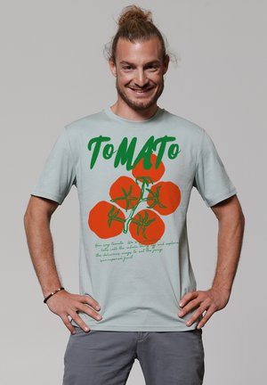TOMATO - Print T-shirt - aloe