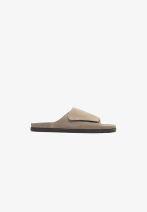 Les Deux WILHELM - Lahtised kingad - desert taupe