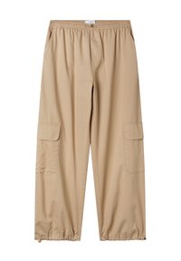 Pantaloni cargo beige realizzati in tessuto leggero; presentano un cinturino elastico in vita, due tasche laterali e gambe corte e ampie con orlo arricciato.