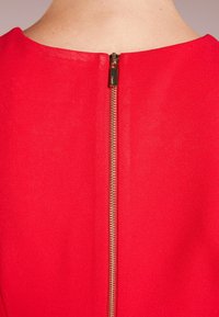 DKNY Sukienka koktajlowa