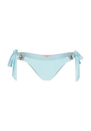 Bikini bottom celeste con lacci laterali, decorato con hardware decorativo con pietre blu e trasparenti su un lato. Tessuto liscio e elasticizzato.