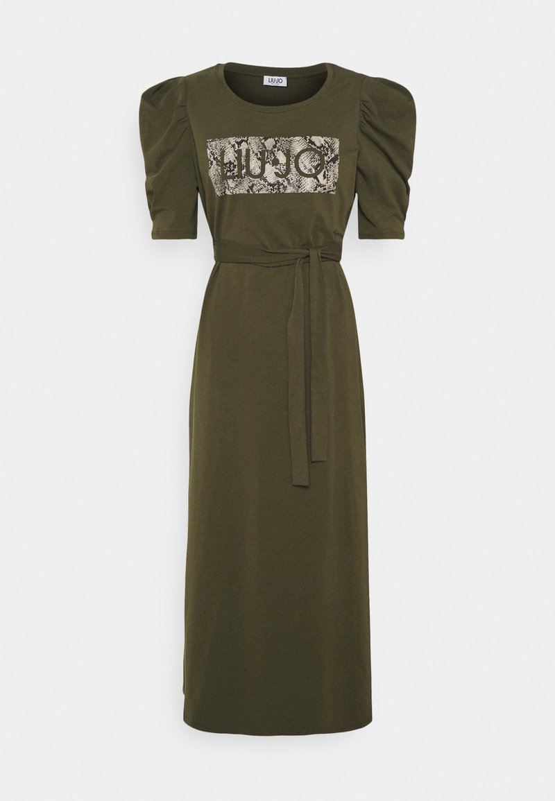 Robe midi vert olive avec manches bouffantes, présentant un motif rectangulaire en imprimé serpent et un accent de taille nouée. Tissu doux et lisse.