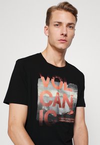TOM TAILOR T-shirt estampada - black