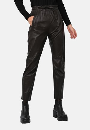 GIFT - Leather trousers - choco brown