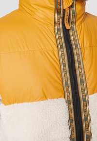 Hunter ORIGINAL Chaqueta de invierno - beige