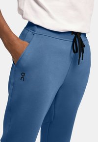On SWEAT PANTS 3 - Tracksuit bottoms - fjord