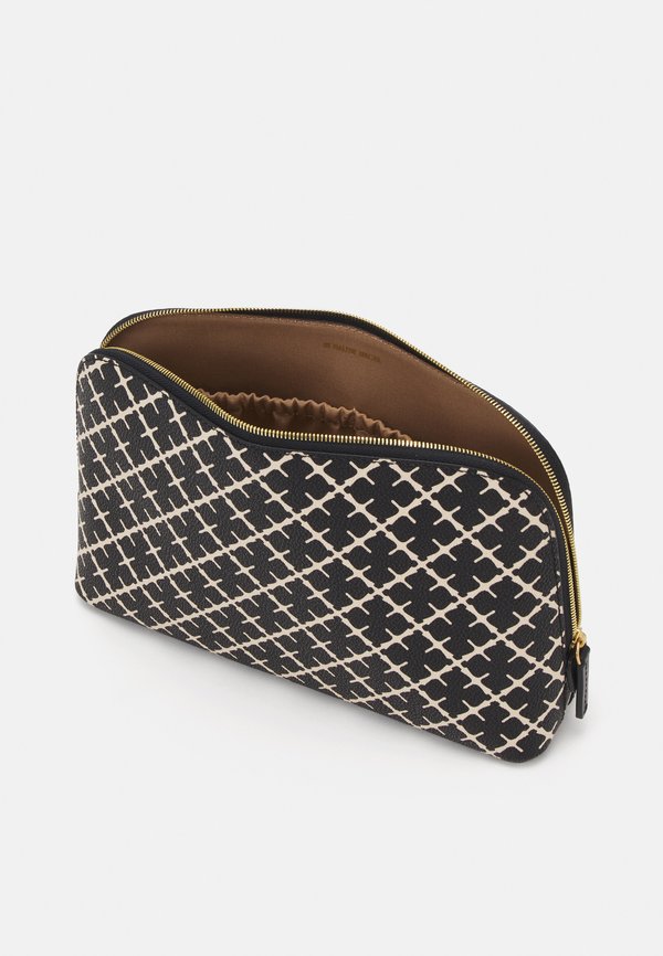 BAE MEDIUM - Wash bag3