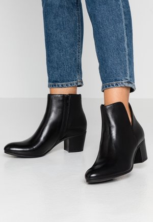Ankle Boot - black