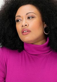 Ulla Popken ROLLKRAGEN - Langarmshirt - berry