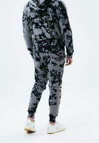 Hype Jogginghose - grey