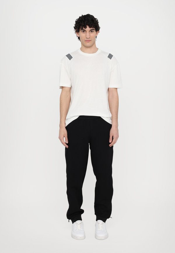 HIDDEN ZIP LOGO TROUSER - Tracksuit bottoms4
