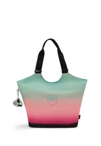 Große Tasche mit einem Farbverlauf von Türkis zu Pink, ausgestattet mit schwarzen Griffen und einem strukturierten Logo-Emblem. Enthält einen plüschigen Anhänger.