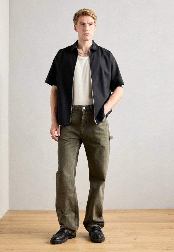 VERVE WORKWEAR - Relaxed fit jeans - olive4