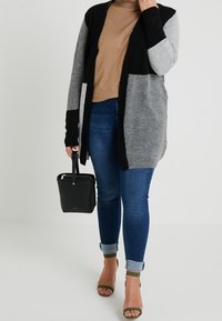 Evans Kardigan - black