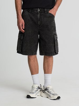 Terranova, Shorts di jeans - nero denim