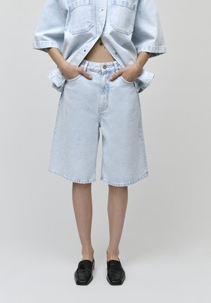 IVY OAK PIRI - Farmer rövidnadrágok - washed light blue
