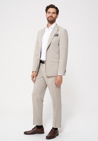 RYŁKO IPYJ - Eleganckie buty