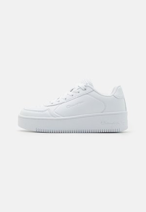 RD18 PLATFORM LOW - Basketballschuh - white