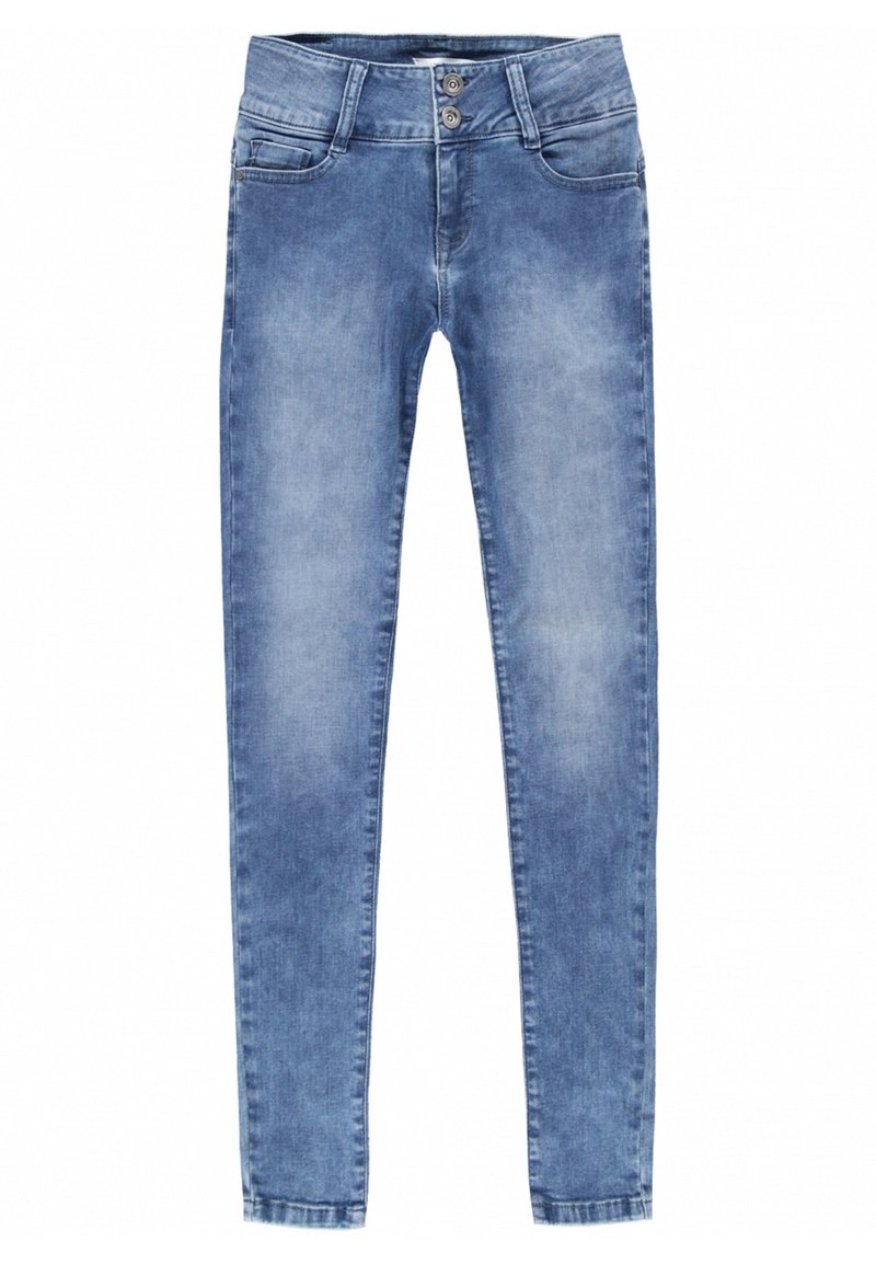 Kape skinny dalam denim biru muda. Menampilkan reka bentuk lima poket klasik, penutupan dua butang, dan tekstur pudar dengan sedikit kesan 'whiskering'.